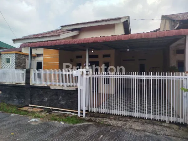 HUNIAN NYAMAN DI GRIYA ARENGKA, LT 108M²