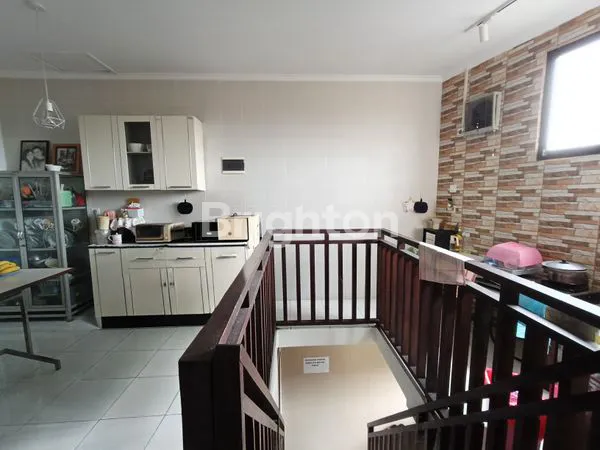 image RUKO 3 LANTAI DI RAYA PEMOGAN, DENPASAR SELATAN | LOKASI STRATEGIS | AKSES JALAN LEBAR (7)