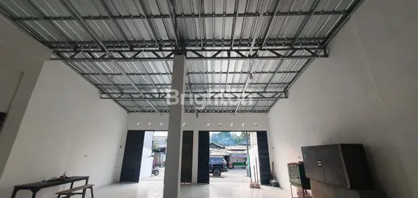 image BANGUNAN  SIAP USAHA  LOKASI STRATEGIS TEPI JALAN -  KARAWACI (2)