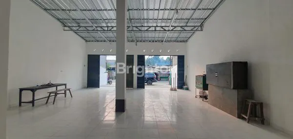 image BANGUNAN  SIAP USAHA  LOKASI STRATEGIS TEPI JALAN -  KARAWACI (3)