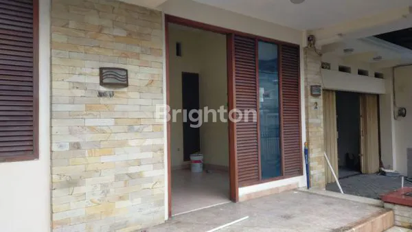 image RUMAH STRATEGIS DEKAT JALAN DOKTER CIPTO DAN RA KARTINI (4)