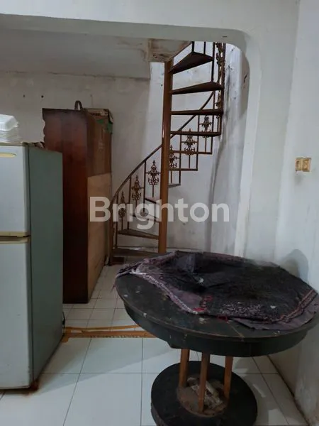 image DIJUAL RUMAH HITUNG TANAH DI KETAPANG JATIPADANG JAKARTA SELATAN  (4)