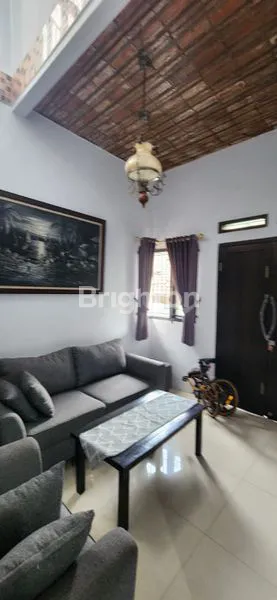 image RUMAH 2 LANTAI LT 85M², LOKASI PREMIUM JAKSEL (3)