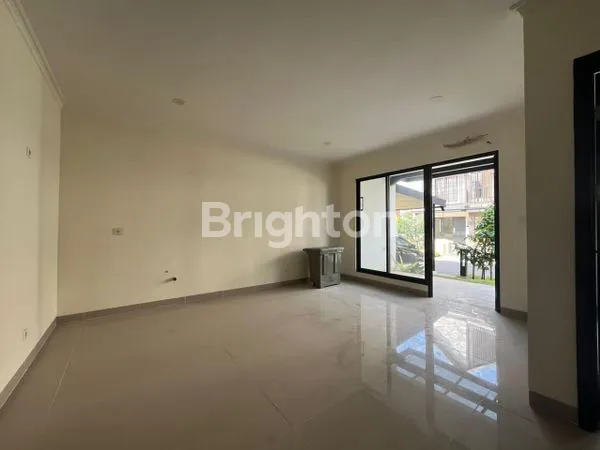 image RUMAH MODERN LEONORA GADING SERPONG SIAP HUNJ (2)
