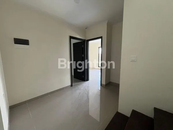 image RUMAH MODERN LEONORA GADING SERPONG SIAP HUNJ (7)