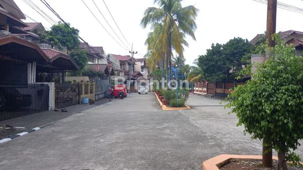 image RUMAH HITUNG KAVLING DI KAWASAN PERUMAHAN ELITE KOTA DEPOK (6)