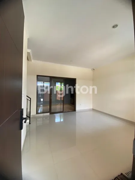 image RUMAH 2 LANTAI DI ASANA RESIDENCE CIBUBUR – LT 96 M², 3+1 KT, HARGA 1,7 M NEGO (2)