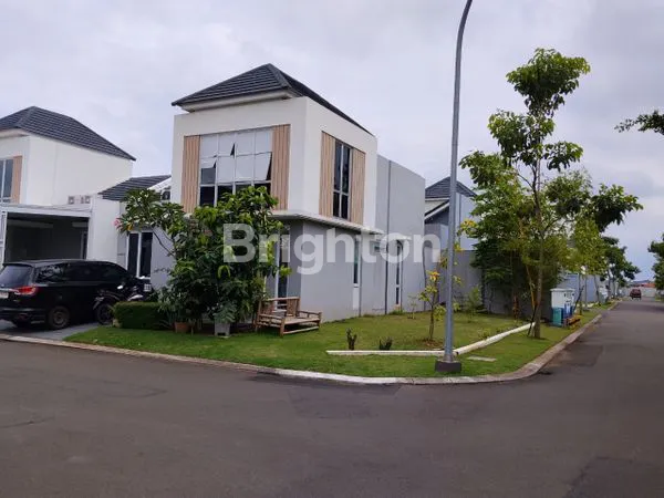 image RUMAH MINIMALIS PARAMOUNT PETALS SIAP HUNI (1)