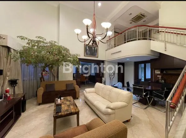image LUXURY PENTHOUSE PARK ROYALE LANTAI 24 - VIEW CITY, FULL FURNISHED (2)