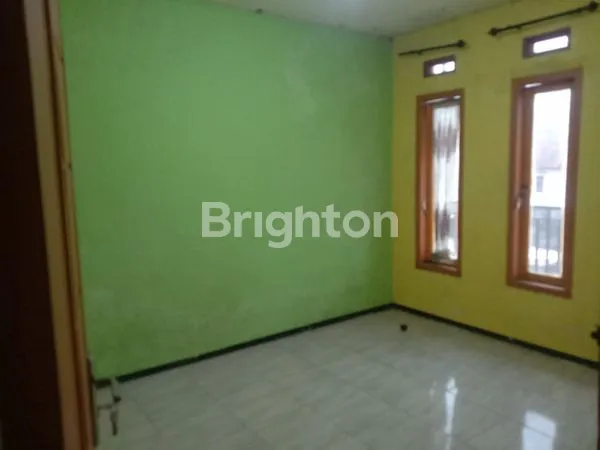 image RUMAH KAMPUNG  (3)