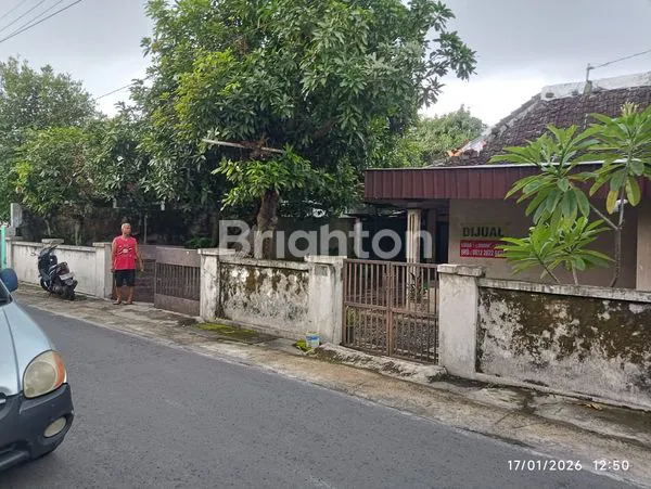 image JUAL RUMAH HITUNG TANAH 286M² DI TENGAH KOTA SOLO. SHM READY. (3)