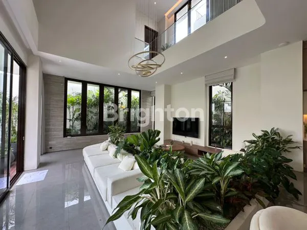 image *LUXURY VILLA, FULLY FURNISHED, SHM IN SUNSET ROAD - KUTA* (3)