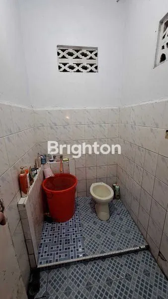 image RUMAH 7 KAMAR SIAP HUNI DI LETAK STRATEGIS DITENGAH KOTA MAKASSAR (5)