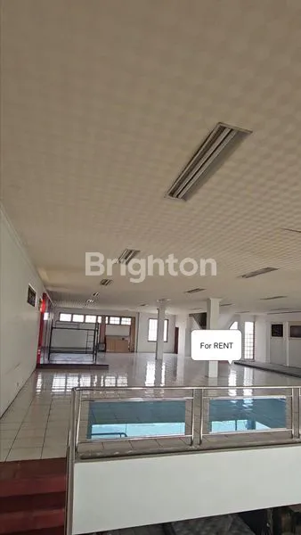 RUKO 2 LANTAI LEBAR 13M TANPA SEKAT