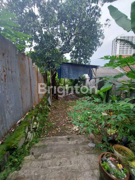 image JUAL PROPERTI MULTIGUNA: RUMAH DAN TOKO, LT LUAS 461M² DI CIPUTAT HARGA NEGO (1)