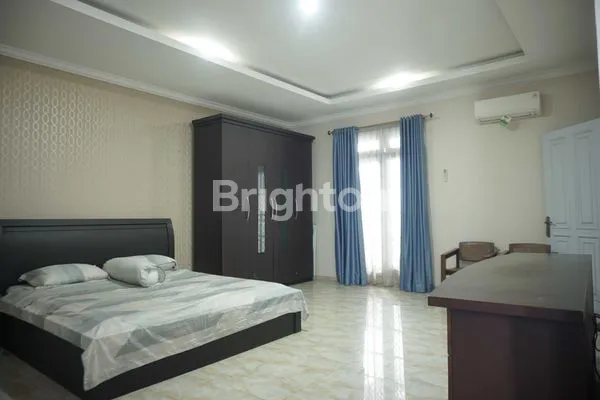 image RUMAH MEWAH HOOK FULLY FURNISHED DI RAFFLES HILLS (8)
