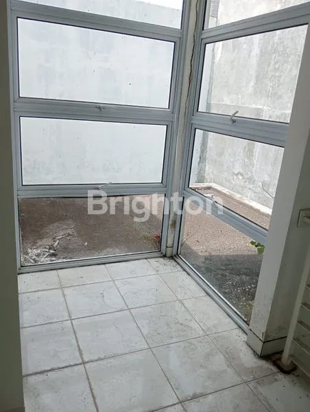 image PERUMAHAN ROYAL GRANDEN (7)