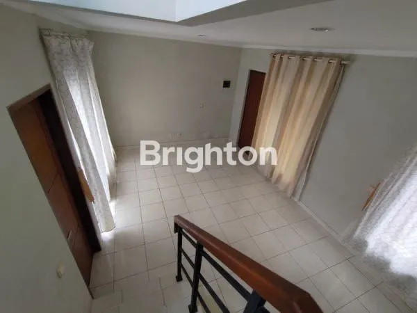 image DIJUAL RUMAH CANTIK DI PREMIER SAVANA  VIDA BEKASI (6)