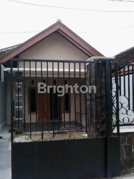 image DISEWAKAN RUMAH NYAMAN & SIAP HUNI – LOKASI STRATEGIS!\\N\\N (2)