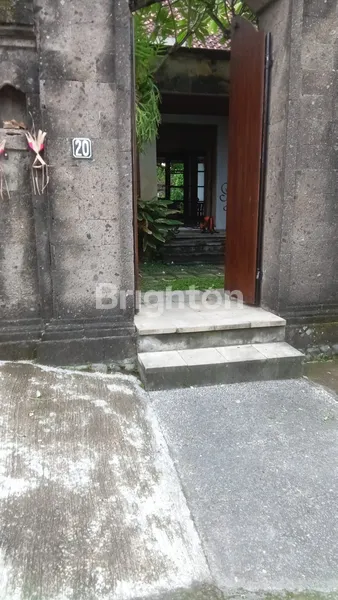 image DI JUAL VILLA STYLE CLASSIC  LOKASI DI DENPASAR TIMUR (1)