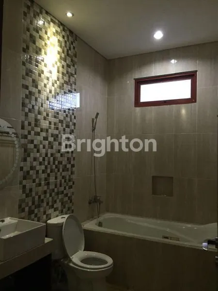 image RUMAH MEWAH 4 KT DI SEPINGGAN PRATAMA (5)