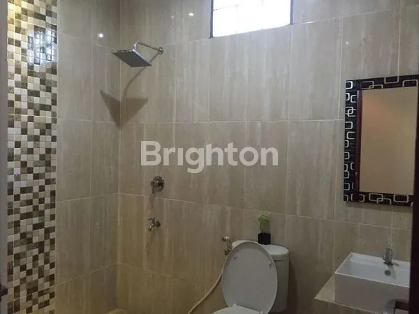 image RUMAH MEWAH 4 KT DI SEPINGGAN PRATAMA (8)