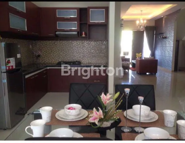 image RUMAH MEWAH 4 KT DI SEPINGGAN PRATAMA (7)