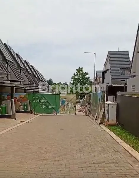 image RUMAH 2.LANTAI, CIATER, PAMULANG , MEPET BSD SERPONG TANGERANG (1)