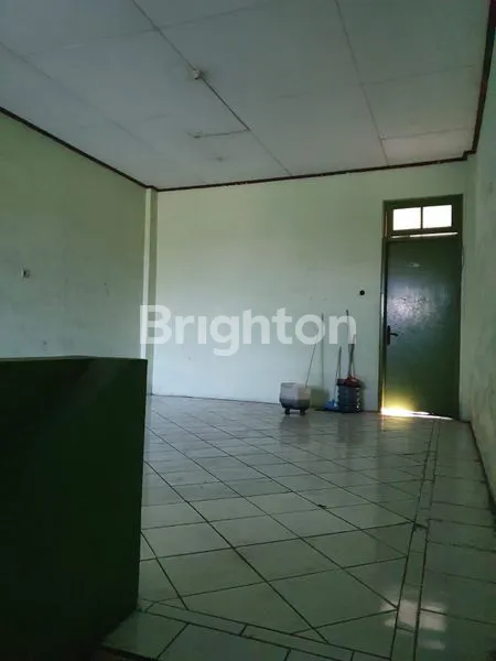 image DISEWAKAN 3 LANTAI RUKO STRATEGIS– IMAM BONJOL \\N (4)