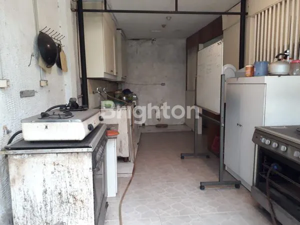 image RUMAH SIAP HUNI DI TEBET BARAT LUAS 335M2 (8)