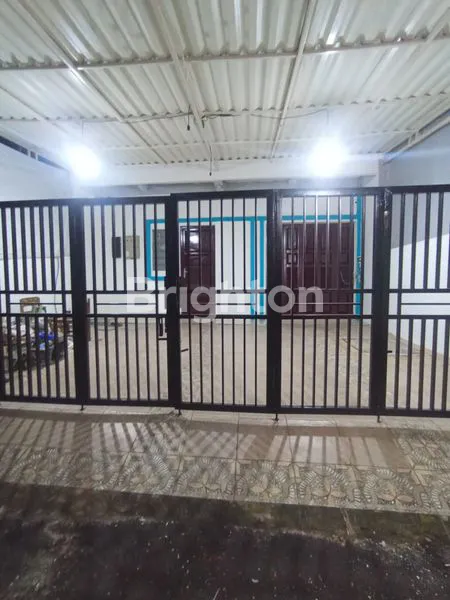 image RUMAH 2½LT SIAP HUNI DI AMPERA II PS MINGGU JAKARTA SELATAN (1)