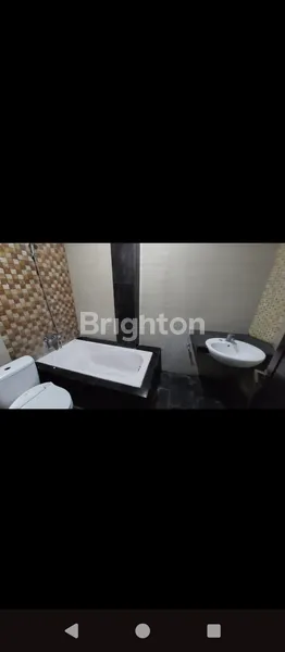 image RUMAH DENGAN DESAIN SIMPEL DAN FUNGSIONAL (6)