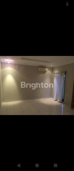 image RUMAH ELEGANT  DUA LANTAI (5)