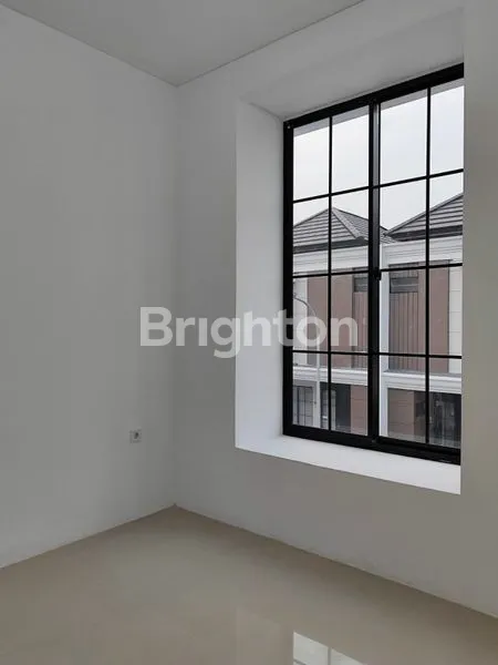 image BUTUH JUAL CEPAT\' RUMAH BARU 2 LANTAI R AGENCY ONE SELANGKAH PAKUWON CITY (5)