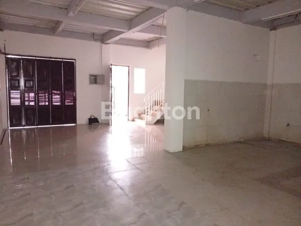 image RUMAH 2½LT SIAP HUNI DI AMPERA II PS MINGGU JAKARTA SELATAN (2)