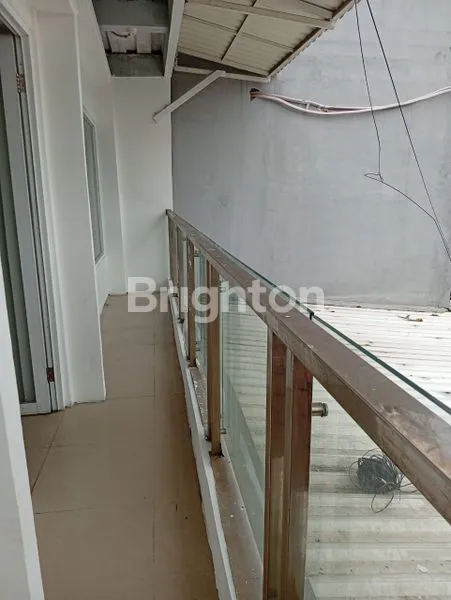 image RUMAH 2½LT SIAP HUNI DI AMPERA II PS MINGGU JAKARTA SELATAN (4)