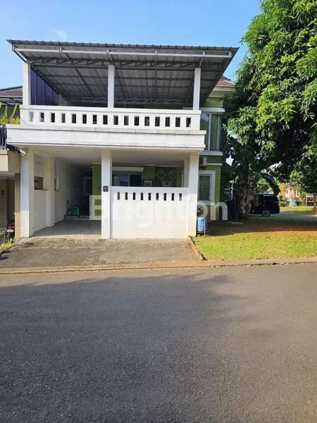 image RUMAH HOOK 2 LANTAI LT 221 M² DI KOTA WISATA (2)