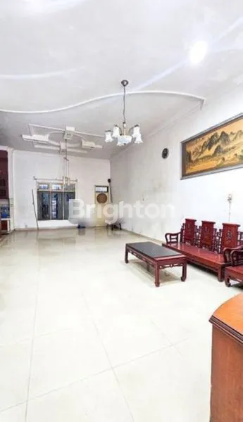 image VILLA KOMPLEK GLUGUR INDAH (4)