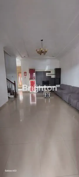 image VILLA KOMPLEK GLUGUR INDAH (3)