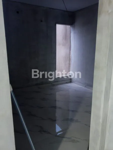 image RUMAH 2 LANTAI SIAP HUNI DI JL. IMPRES CILEDUG (5)