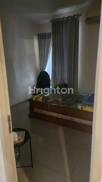 image RUMAH 2 LANTAI SIAP HUNI DI SERPONG GARDEN 2 (3)