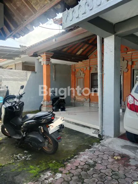 image DISEWAKAN RUMAH STRATEGIS 123 M², SHM, LOKASI  NYAMAN & STRATEGIS (4)