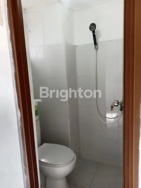 image DISEWAKAN RUMAH STRATEGIS 123 M², SHM, LOKASI  NYAMAN & STRATEGIS (3)