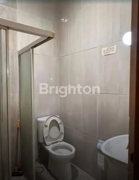 image RUMAH HUNIAN 3 LANTAI DI JELAMBAR, 5 KT & SHM (5)