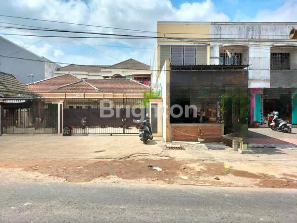 image RUMAH STRATEGIS DAN LUAS 600AN M² KLOJEN (1)