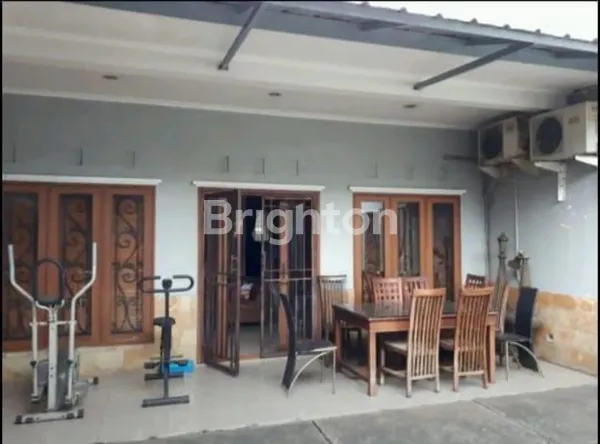image RUMAH MEWAH DAN NYAMAN LUAS 365 M2, 3 KAMAR TIDUR UTAMA, CARPORT 5 MOBIL - STRATEGIS DEKAT MALL, RS FATMAWATI, MRT, DAN TOL CILANDAK! (3)