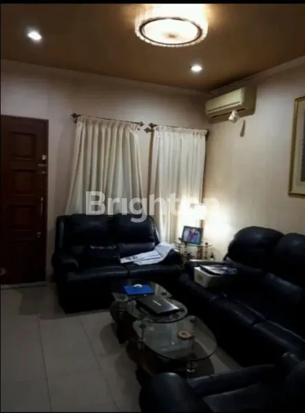 image RUMAH MEWAH DAN NYAMAN LUAS 365 M2, 3 KAMAR TIDUR UTAMA, CARPORT 5 MOBIL - STRATEGIS DEKAT MALL, RS FATMAWATI, MRT, DAN TOL CILANDAK! (6)