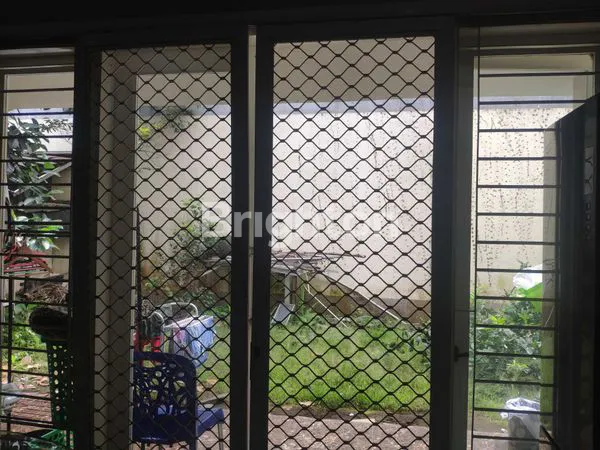 image HUNIAN & BISNIS: RUMAH MEWAH DENGAN 10 UNIT KOST (4)