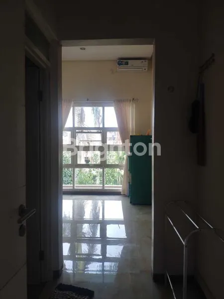 image HUNIAN & BISNIS: RUMAH MEWAH DENGAN 10 UNIT KOST (8)