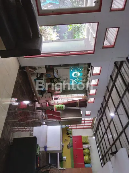 image RUMAH STRATEGIS DI BUMI SEMPAJA, LT 250M², 2 LANTAI (1)